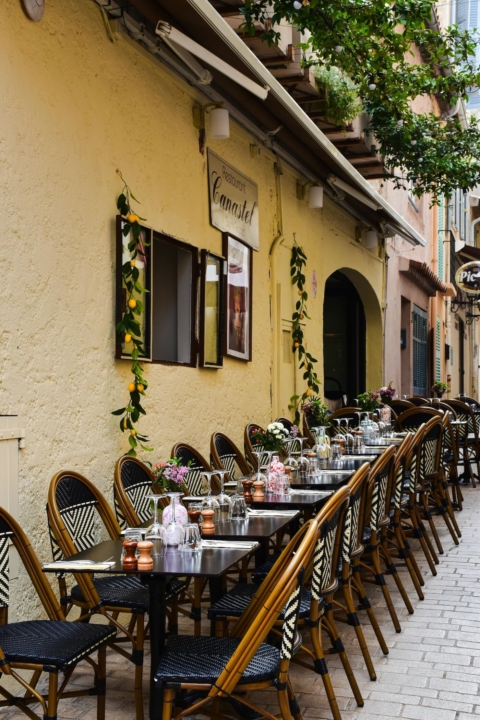 saint tropez little street afternoon